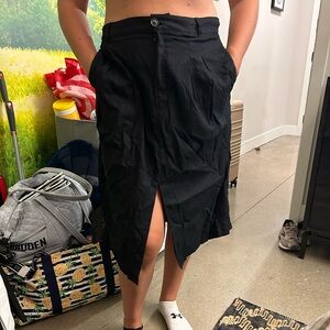 BANANA REPUBLIC black midi skirt